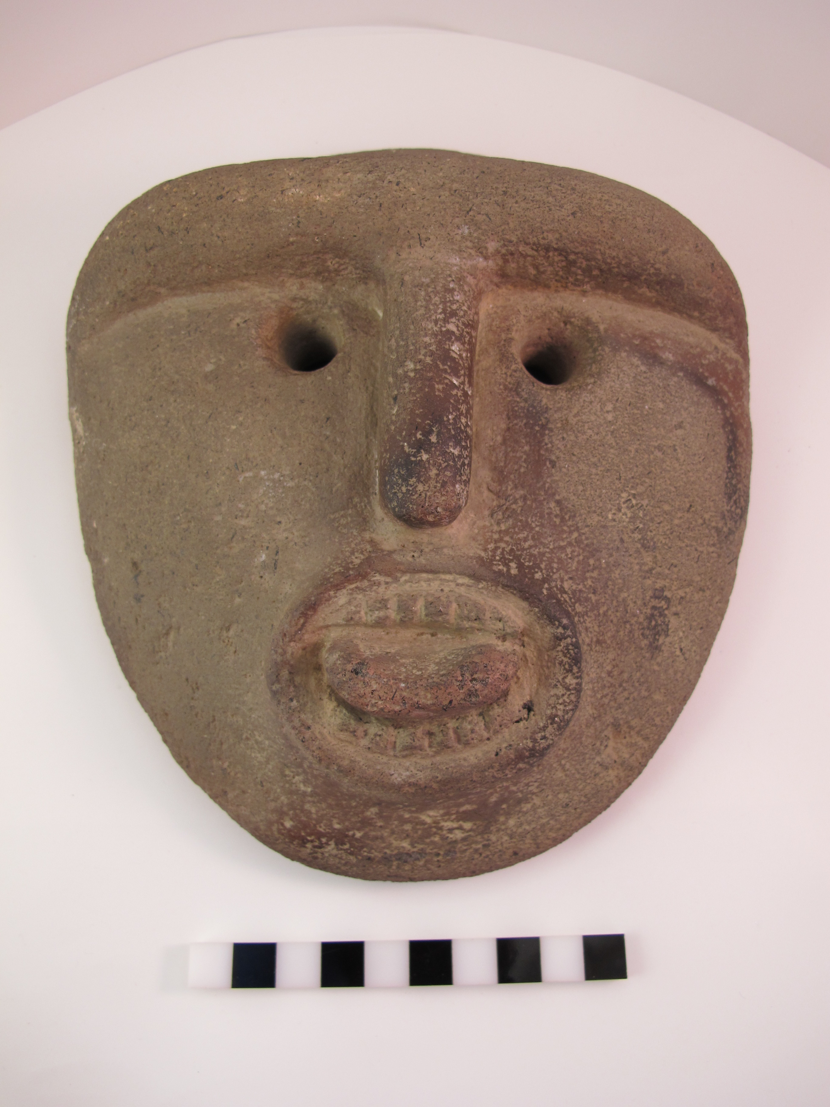 Máscara antropomorfa (400 a.C -700 d.C)